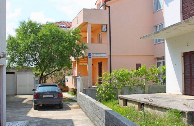 Apartments Mirjana 