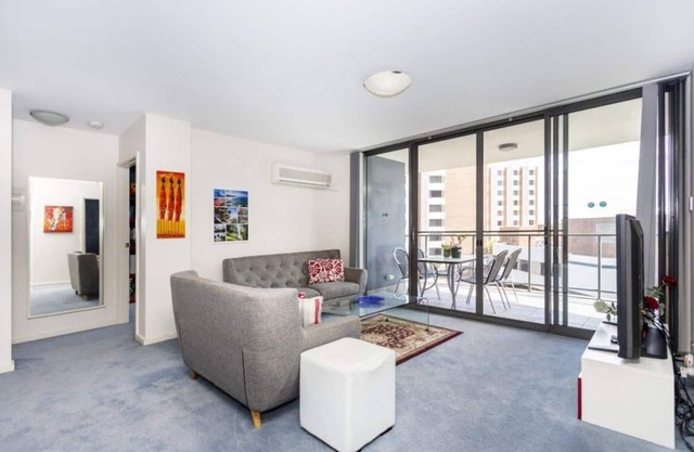 24 Amazing Adelaide Tce 2BR 2BA Location-parking-CBD