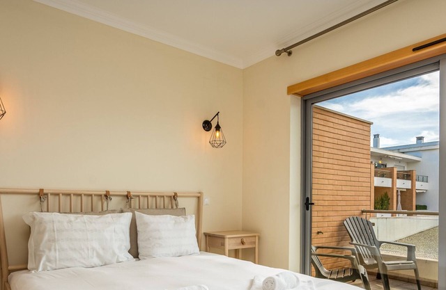 #246 Vila Branca 23 by Home Holidays