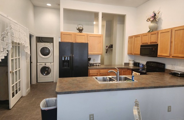 #26 Downtown Apartment with city views