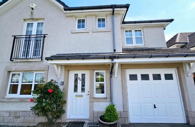 26 Woodgrove Drive