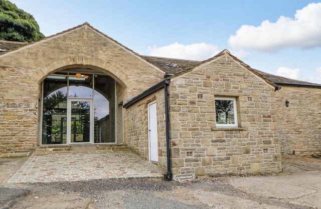 3 Barn Cottages
