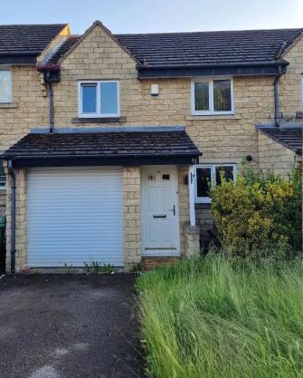 3 Bed Executive Home Heckmondwike