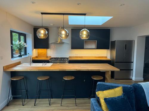 3 bed luxury open plan living