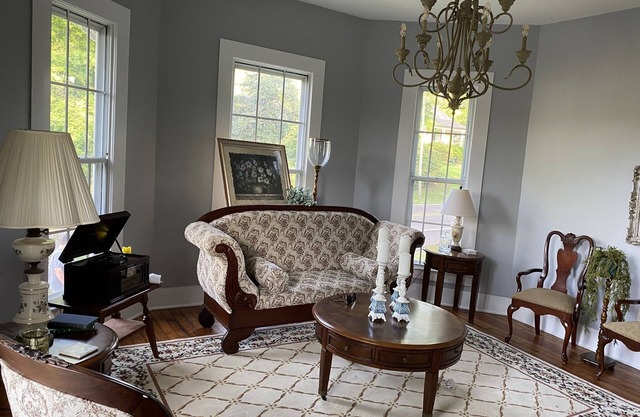 3 bedroom 2 bath Historic Home