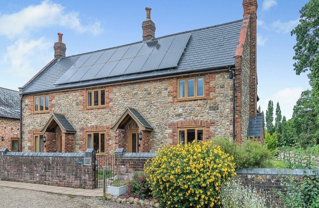 3 bedroom accommodation in Blandford Forum