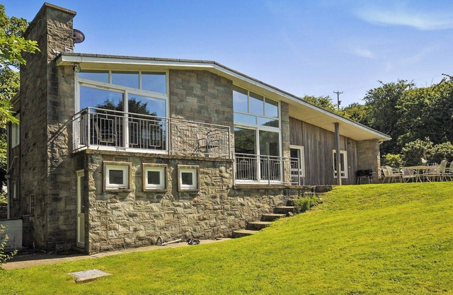 3 bedroom accommodation in Nolton Haven, Pembrokeshire coast