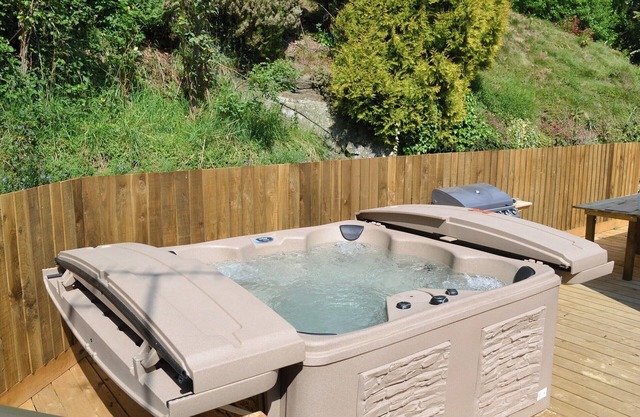 3 bedroom accommodation in Horderley, near Craven Arms