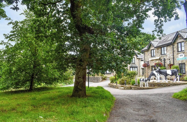 3 bedroom accommodation in Launceston