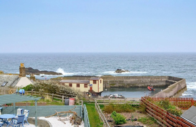 3 bedroom accommodation in St Abbs, near Eyemouth