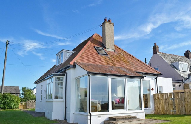 3 bedroom accommodation in Beadnell