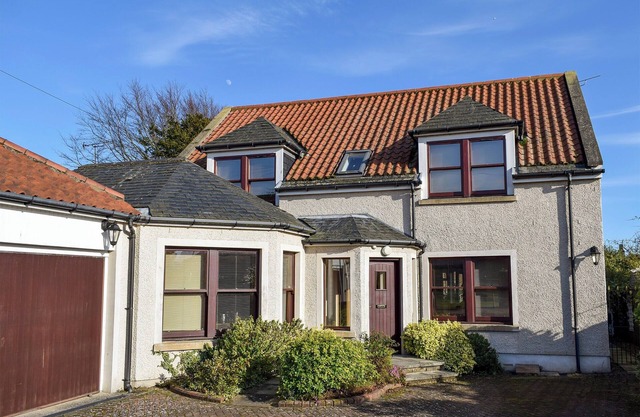 3 bedroom accommodation in Crail