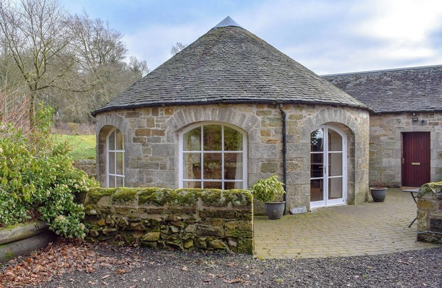 3 bedroom accommodation in Kelty, near Dunfermline