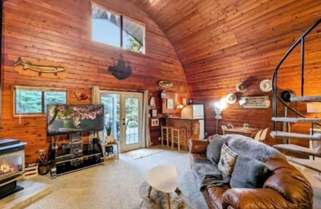 3 Bedroom Candle Lake Cabin @ Telwin Beach