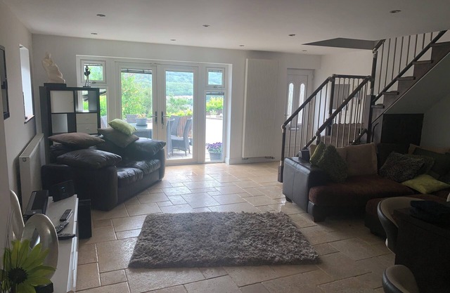 3 bedroom home in the heart of Welsh Village.