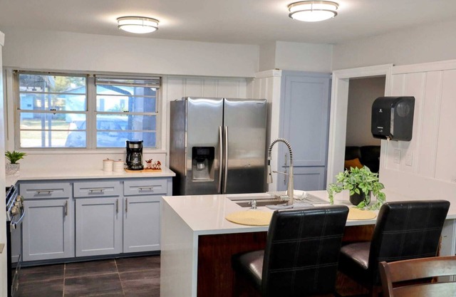 3-bedroom house in superb Houston with AC, WiFi. Enjoy your stay