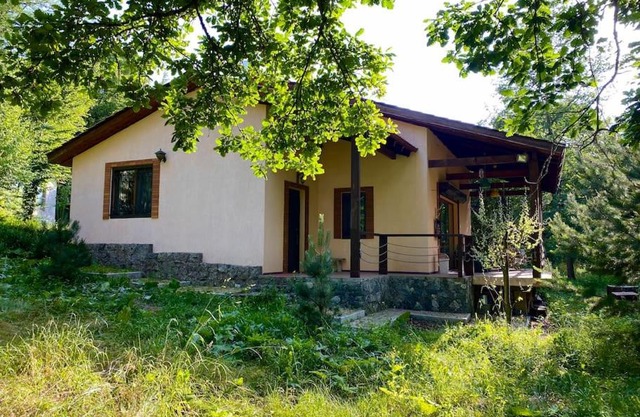 3 Bedroom House In The National Park of Dilijan