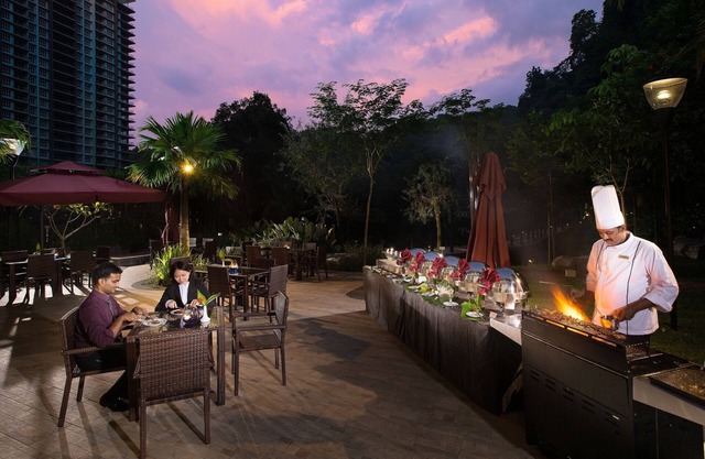 3 Bedroom Lakeview Premier Suite #6