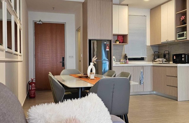 3 Bedroom Suite in Marvelous Shah Alam with WiFi, Gym, Pool & 2 Carpark, Sleeps6
