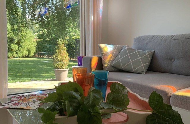 3 KM ST VALERY, INDEPENDENT "4 STAR" VILLA ON LARGE GARDENS AND ENCLOSED PARKING