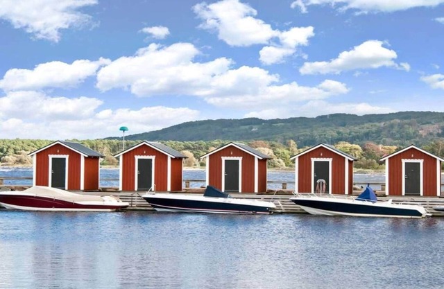 3 person holiday park home in BÅSTAD