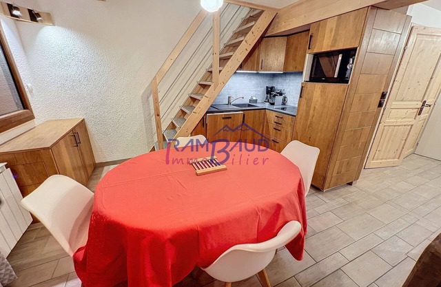 3 rooms 6 people Private covered parking Free Wifi