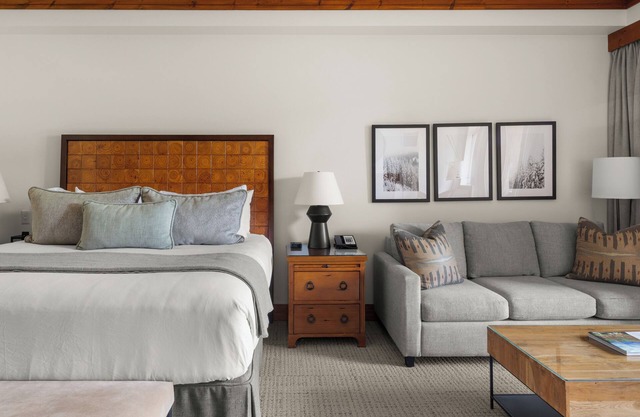 #311 | Studio | Upper Main | 3rd floor | Spruce Peak & Village Views!