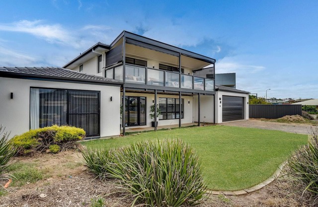 32 Hargreaves-Linen Included-Pets Negotiable-Wi-Fi