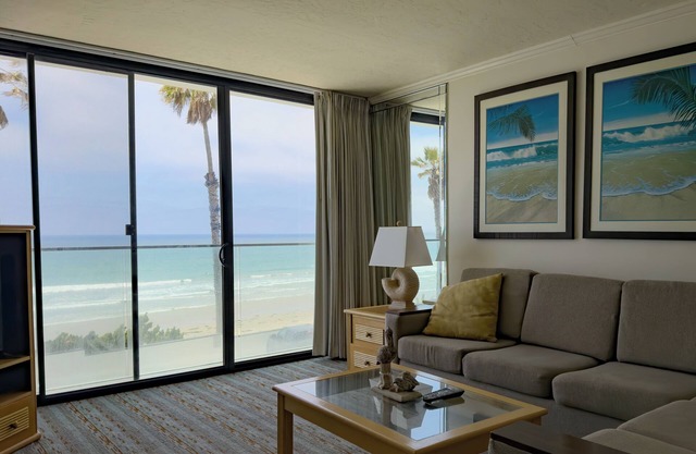 33% OFF PB True Oceanfront 8/29/2025 thru 9/5/2025 1 Bed 1 Bath Sleeps 6