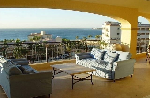 3700 Sf Oceanfront Penthouse in Cabo Mexico - Las Mananitas