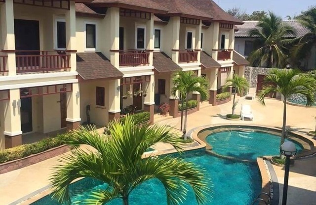 3BR Family Townhouse near Cha Am Beach