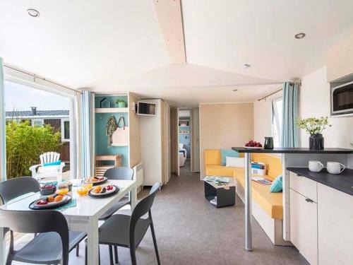 4 bdrm - Terrace - 8 guests