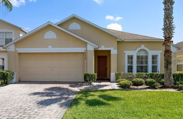 4 BED 3 BATH LAKE VIEW WITH POOL/JACUZZI