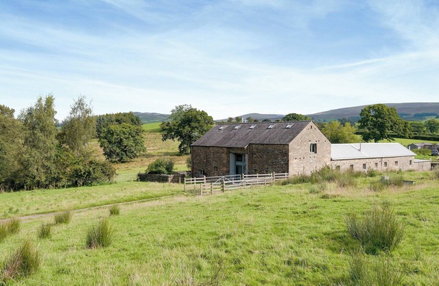4 bedroom accommodation in Burrow, Kirkby Lonsdale