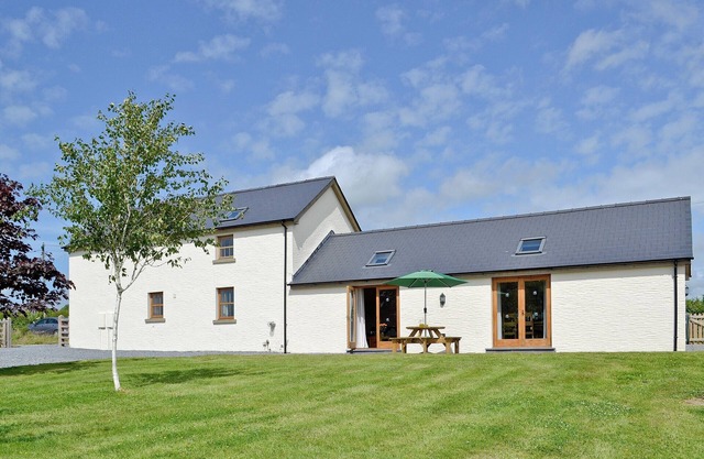 4 bedroom accommodation in Henllan Amgoed, near Narberth