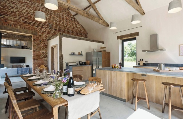 4 bedroom accommodation in Kerdiston, near Norwich