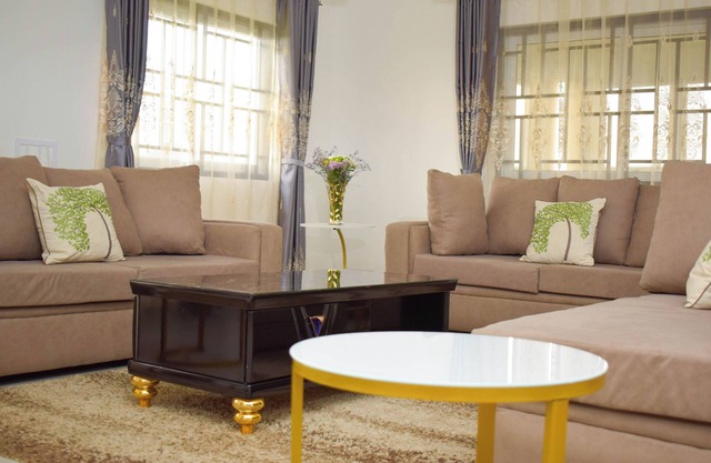 4 bedroom furnished apartment with private garden in Nakuru, Kenya