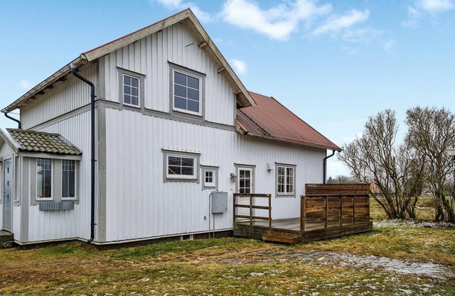 4 bedroom pet friendly home in Upplid