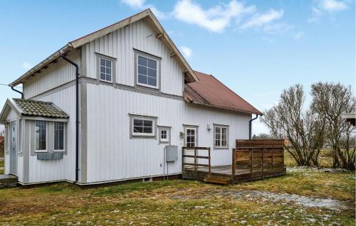 4 Bedroom Pet Friendly Home In Upplid