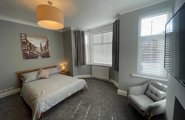 4 Luxury Ensuite Bedrooms, Games & Arcade Room