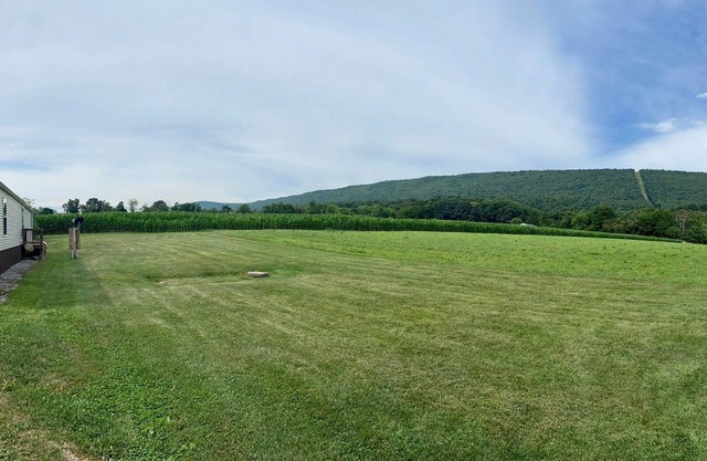 4 minutes to neartest boat launch-Raystown Lake