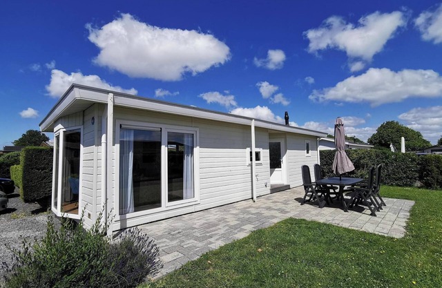 4-person chalet close to the Dutch coast