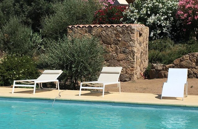 4-person house with pool 4 km from the sea, southern Corsica