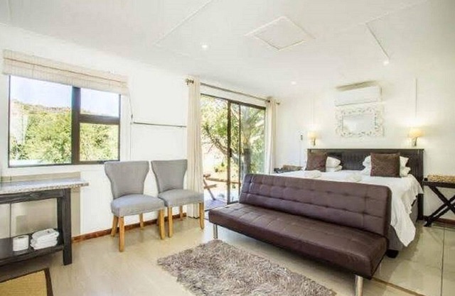 4 star Accommodation Oudtshoorn, Klein Karoo,Garden Route