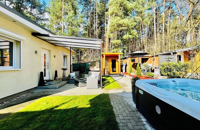 4 Sterneferienhaus Direkt am Wald, Nahe Potsdam & Berlin