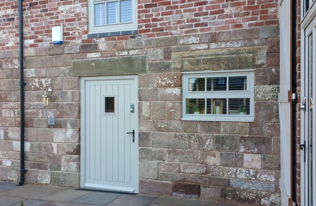4 Turtle Dove Barn, Caverswall