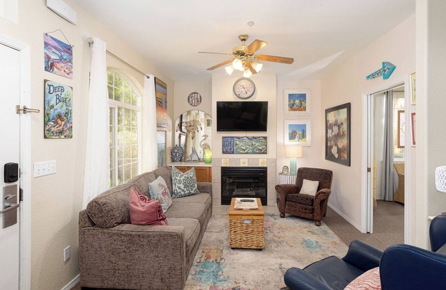 444 Pier Ave. #601: 1 BR, 1 BA in Oceano, Sleeps 3