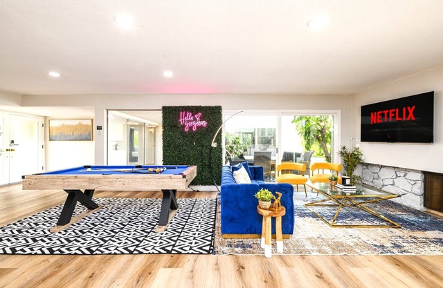 4BD Disney Magic Retreat: Arcade + Pool