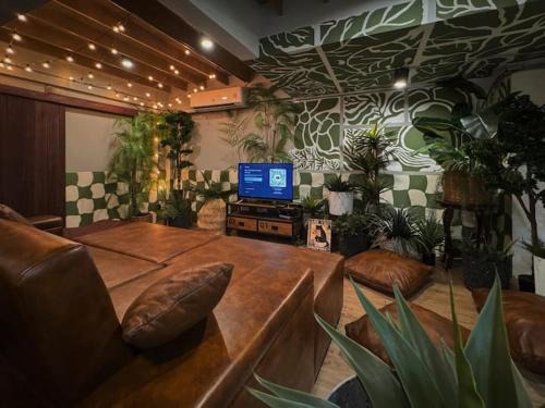 4BR entire house next to Skytrain BTS and Subway MRT Chatuchak