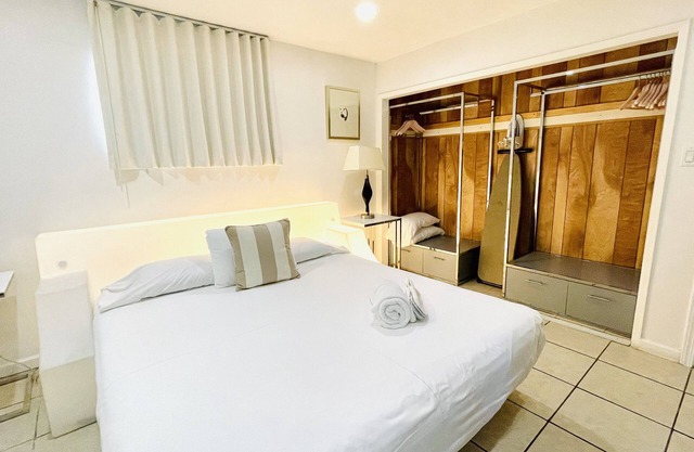 4BRhouse,STRIP,LVCC,bigparking,family,pets-friendly,Semashow,CES,convention